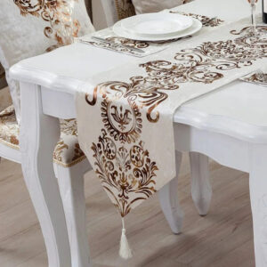 chemin de table blanc et or