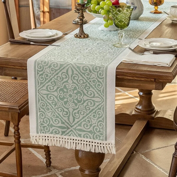 chemin de table carreau ciment style azulejos vert sauge