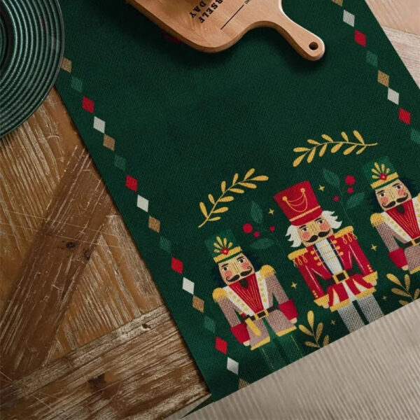 Chemin de Table Casse Noisette