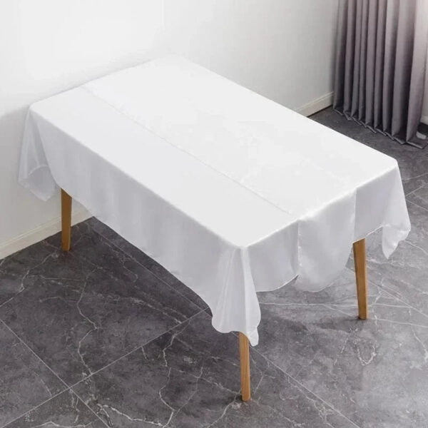 chemin de table en satin blanc