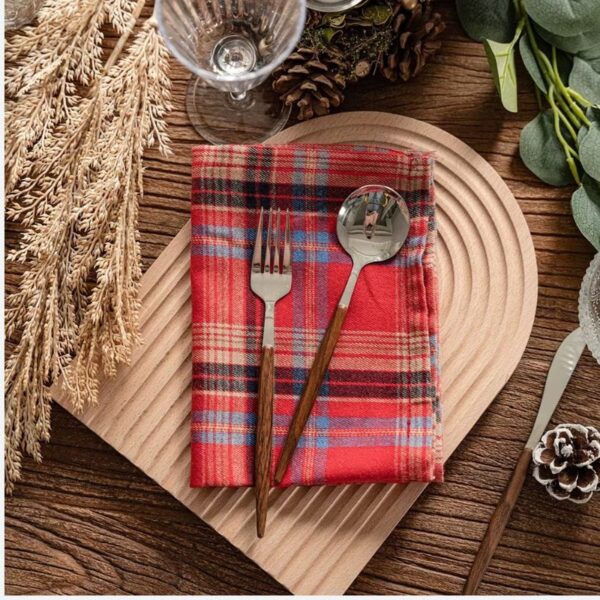 Serviette en tissu écossais vintage