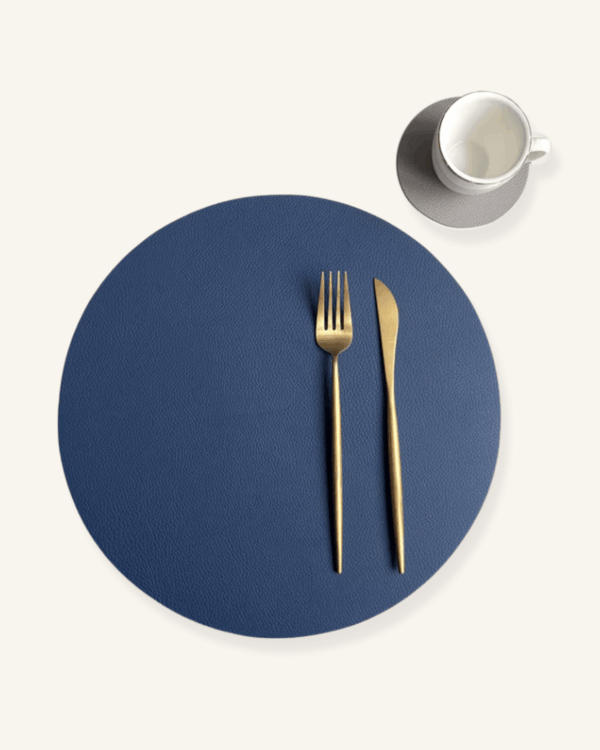 set de table rond simulant le cuir